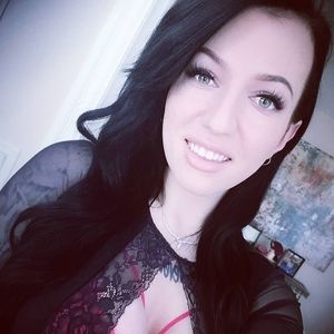 Meet your Posher, Stacie